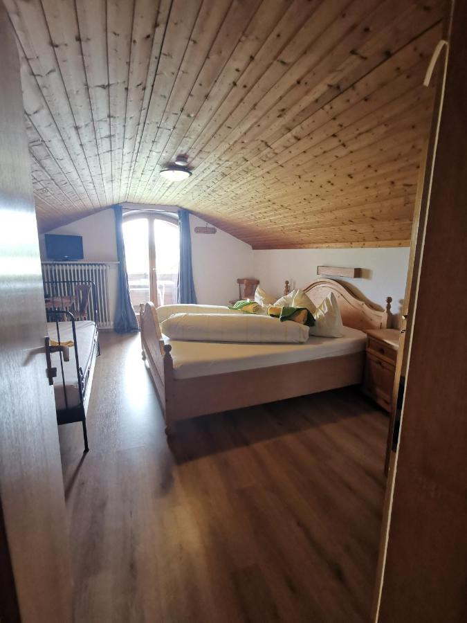Hotel Garni Austermayer Traunreut Dış mekan fotoğraf
