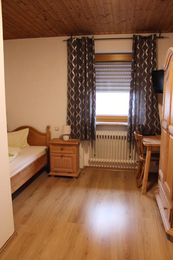 Hotel Garni Austermayer Traunreut Dış mekan fotoğraf