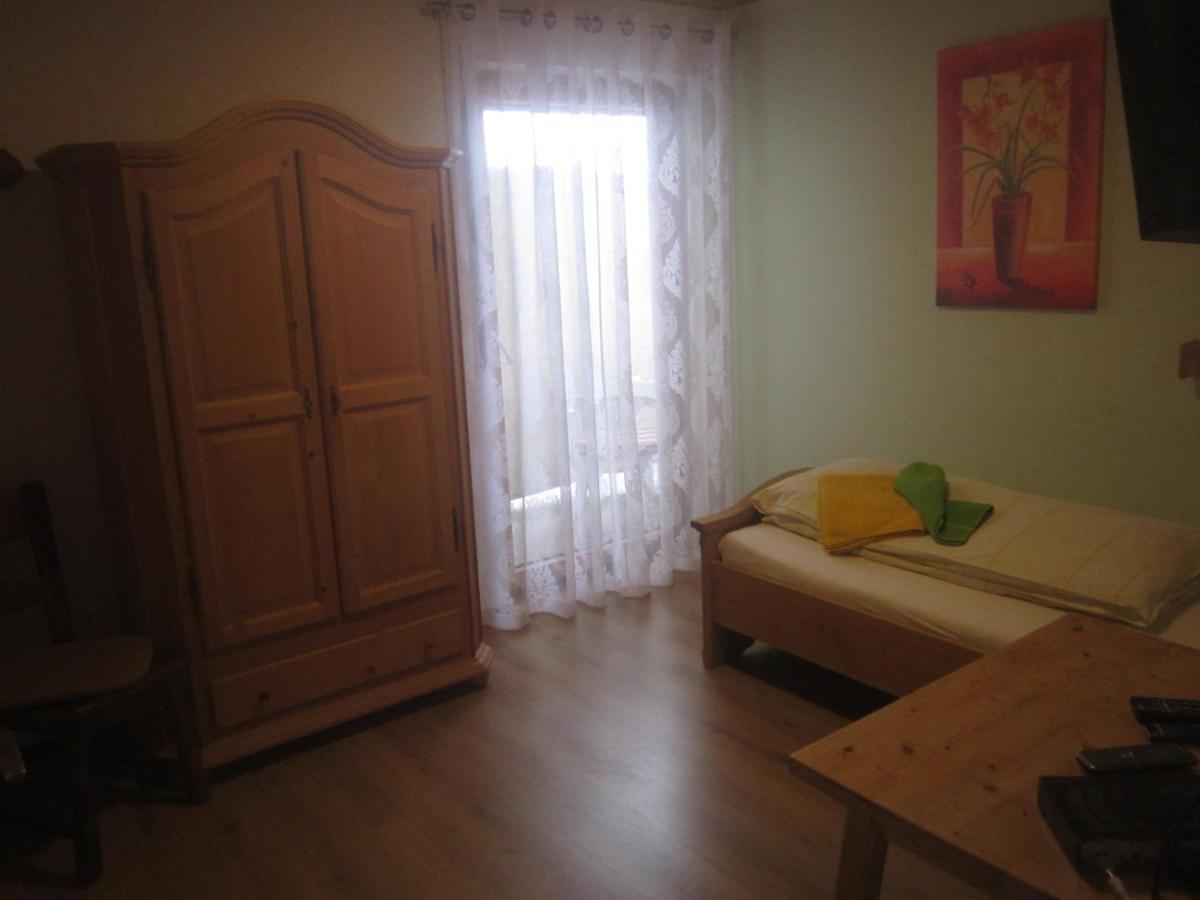 Hotel Garni Austermayer Traunreut Dış mekan fotoğraf